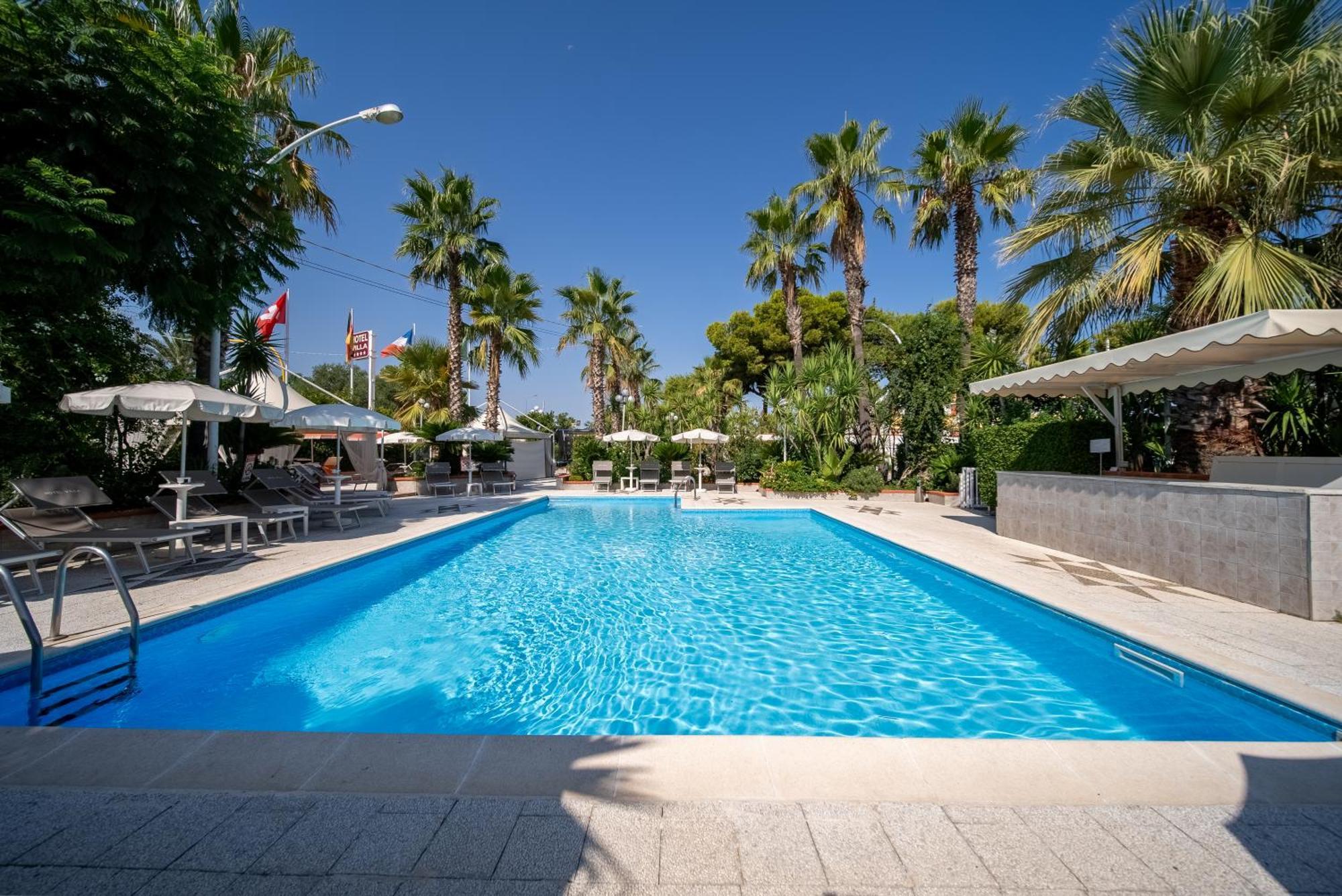 Hotel Villa Bisceglie Exterior photo